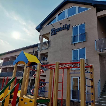 Family Hotel Gribovka Extérieur photo