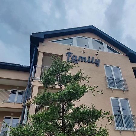 Family Hotel Gribovka Extérieur photo
